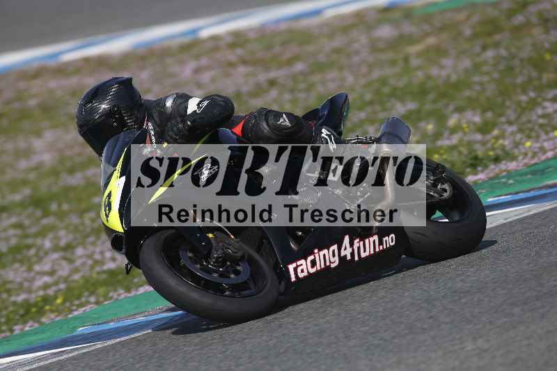 /Archiv-2024/02 29.01.-02.02.2024 Moto Center Thun Jerez/Gruppe gruen-green/87